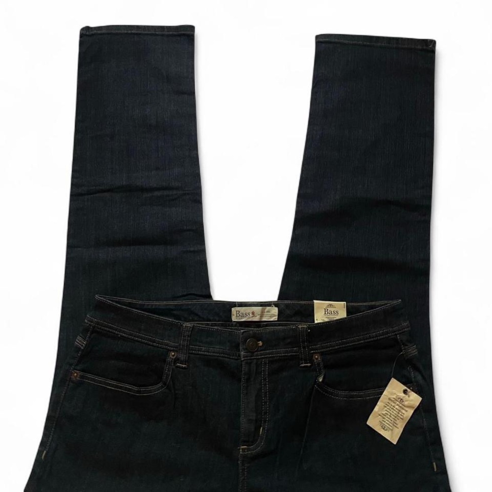 G.H. BASS & CO • VINTAGE NWT • DARK DENIM COTTON STRAIGHT LEG JEANS • SIZE - 14